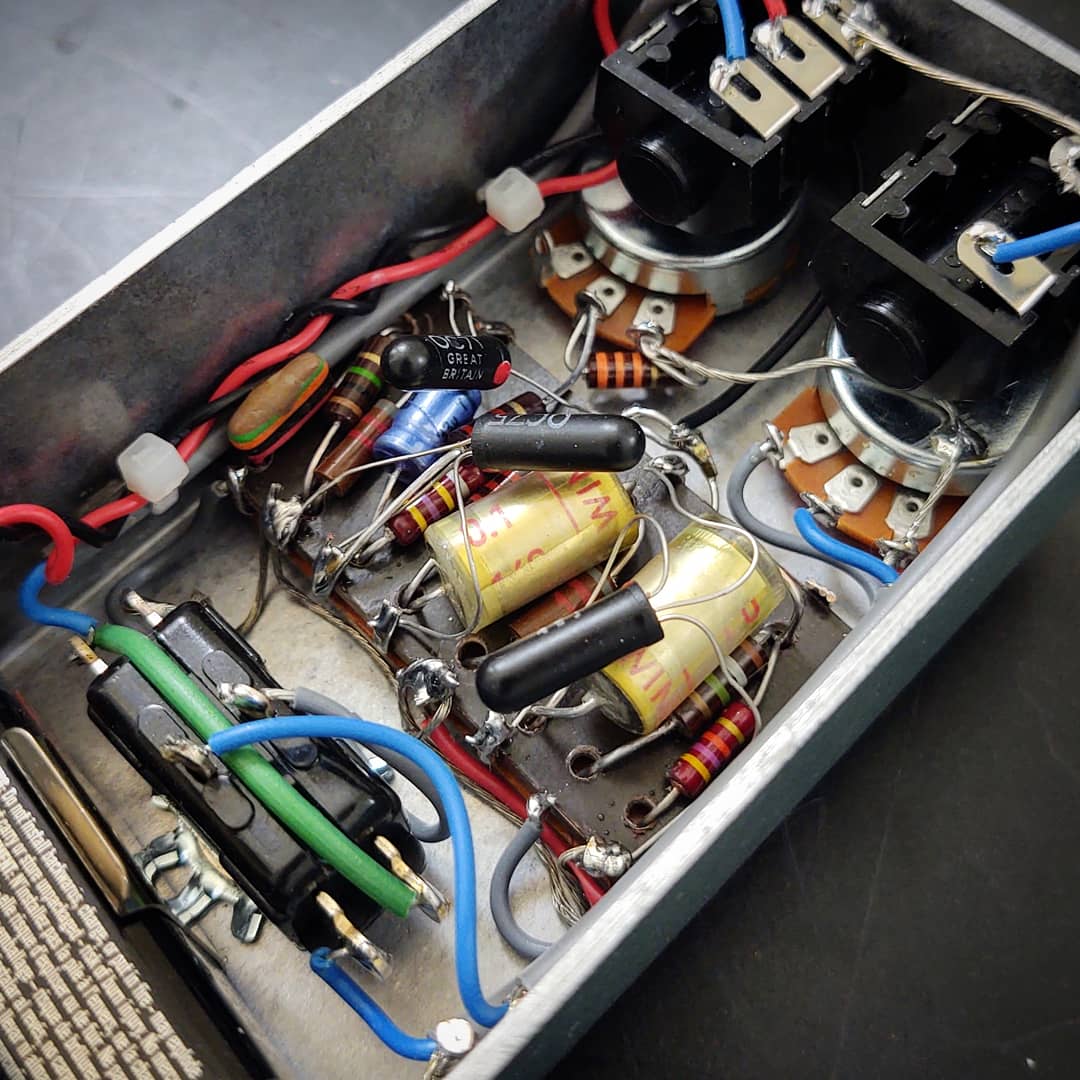 BLACKSTRAP ELECTRIK CO. The Fogbow mkI